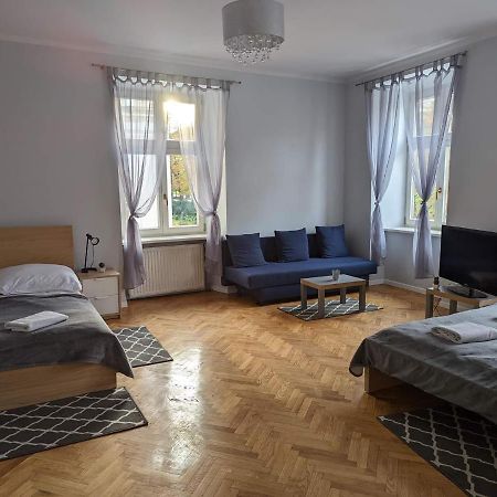 Wawel Suites Краков Экстерьер фото