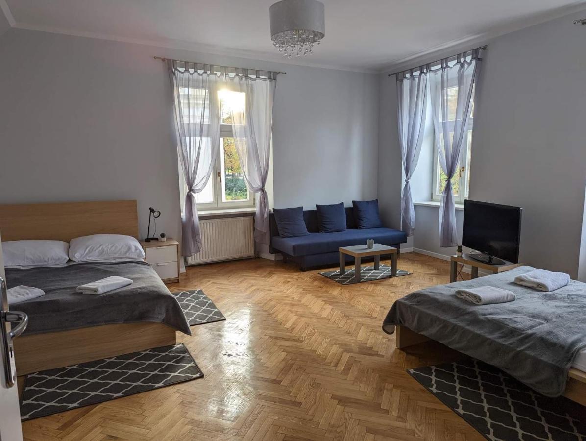 Wawel Suites Краков Экстерьер фото