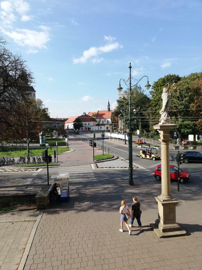 Wawel Suites Краков Экстерьер фото