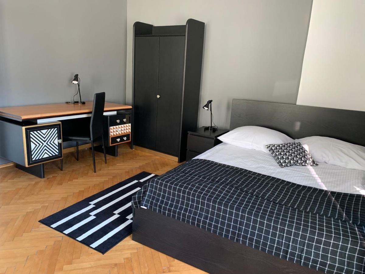 Wawel Suites Краков Экстерьер фото