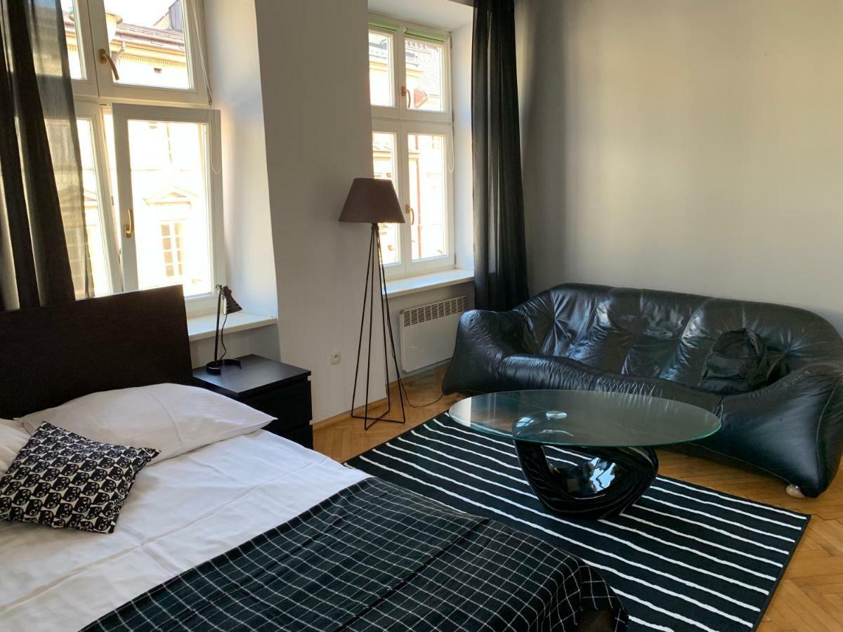 Wawel Suites Краков Экстерьер фото